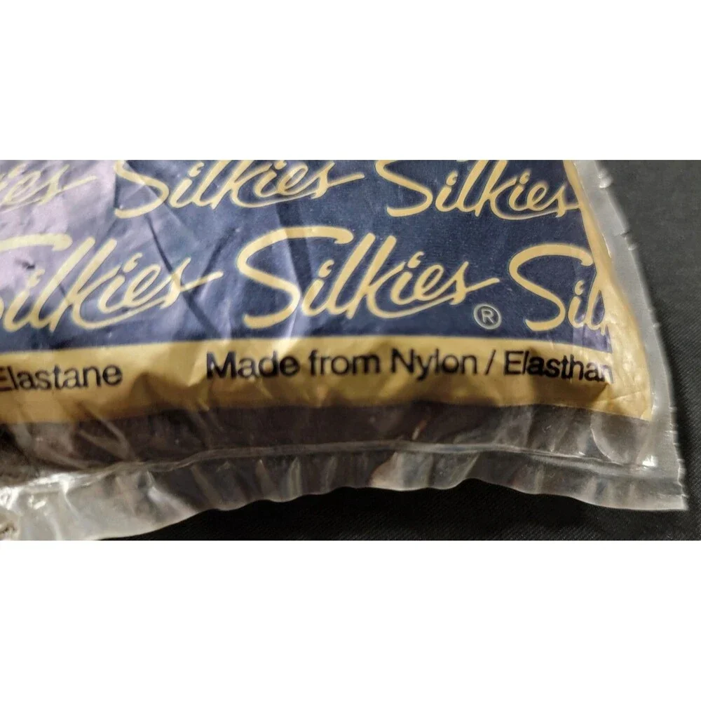 1 NEW Pair Silkies Control Top Pantyhose Small 34-36 Taupe 070105 Nylons USA